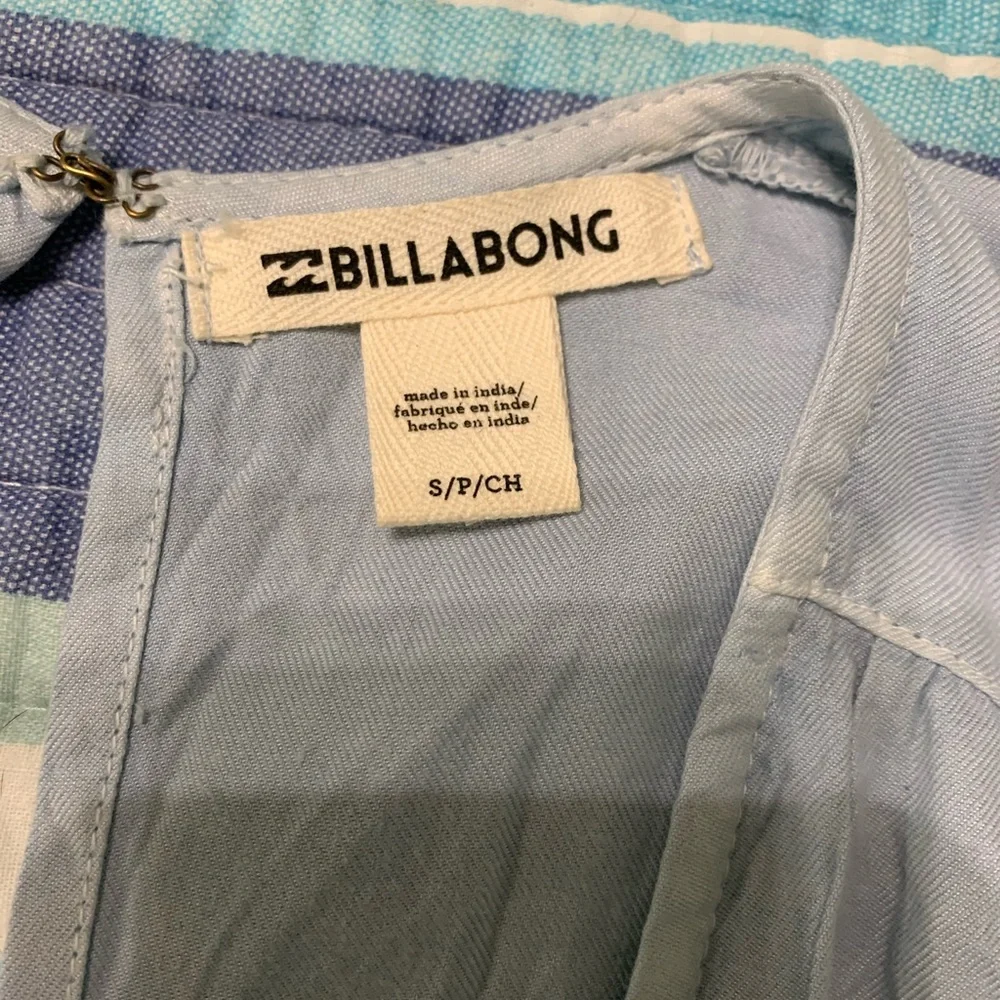 BILLABONG ROMPER !! - Picture 3 of 4